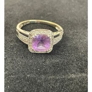 Women's 10K Gold Ring Amethyst Ring Size 7 GUC